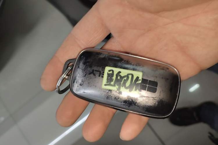 Used Geely Galaxy Xingjian 7 EM-i 2025 120km Navigator Edition Interior 1