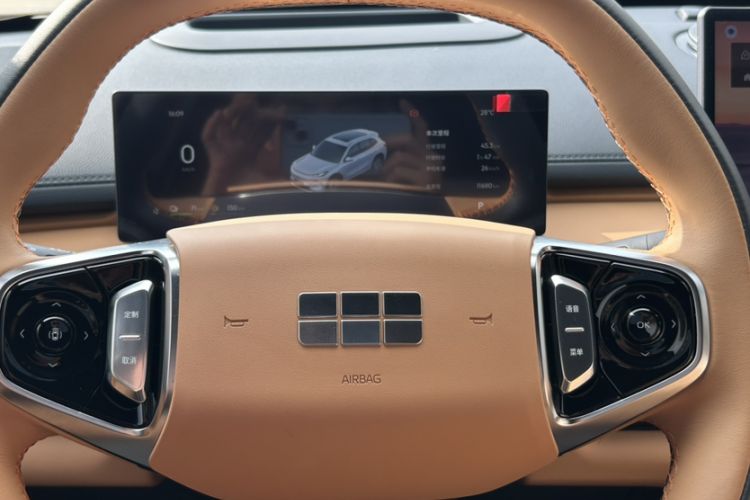 Used Geely Galaxy Xingjian 7 EM-i 2025 120km Exploration+ Version Interior 2