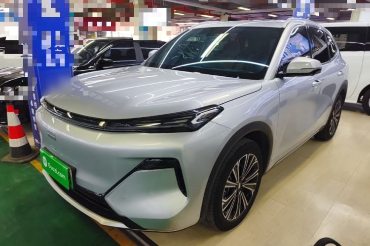 Geely Galaxy Xingjian 7 EM-i 2025 120km Navigator Edition