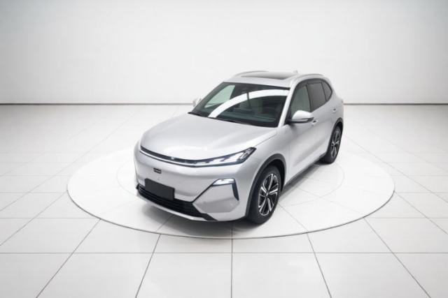 Używany Geely Galaxy Xingjian 7 EM-i 2025 120km Exploration+ Version