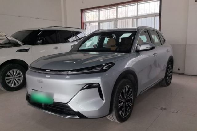 Used Geely Galaxy Xingjian 7 EM-i 2025 120km Navigator Edition