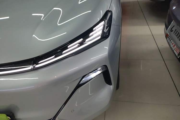 Used Geely Galaxy Xingjian 7 EM-i 2025 120km Navigator Edition Left Front Headlight