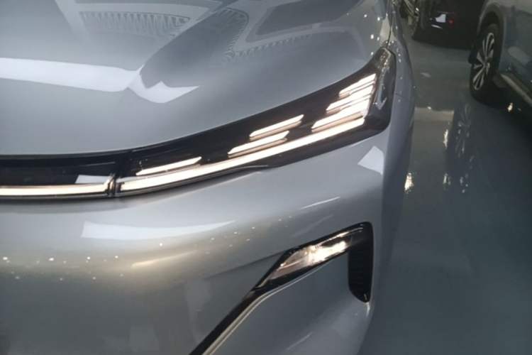 Used Geely Galaxy Xingjian 7 EM-i 2025 120km Exploration+ Version Left Front Headlight