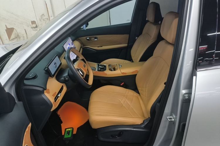 Used Geely Galaxy Xingjian 7 EM-i 2025 120km Exploration+ Version Left Front Seat