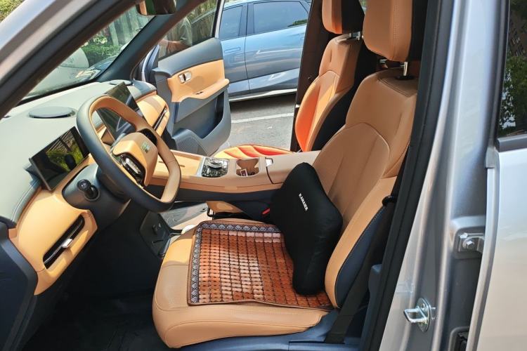 Used Geely Galaxy Xingjian 7 EM-i 2025 55 km Launch Edition Left Front Seat