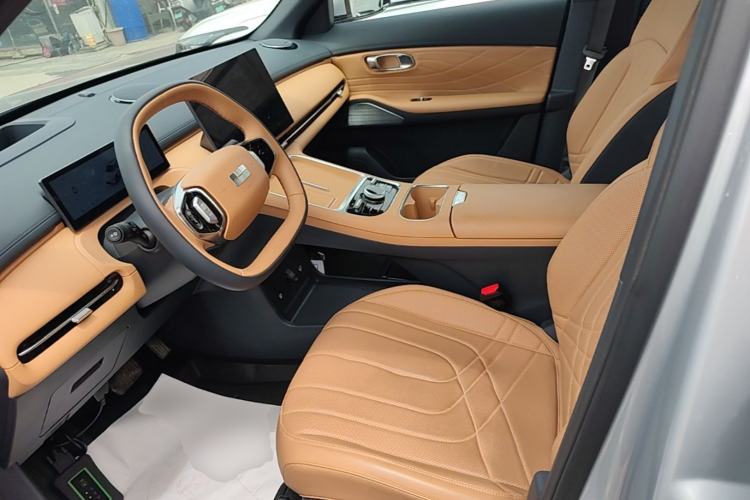 Used Geely Galaxy Xingjian 7 EM-i 2025 120km Navigator Edition Left Front Seat