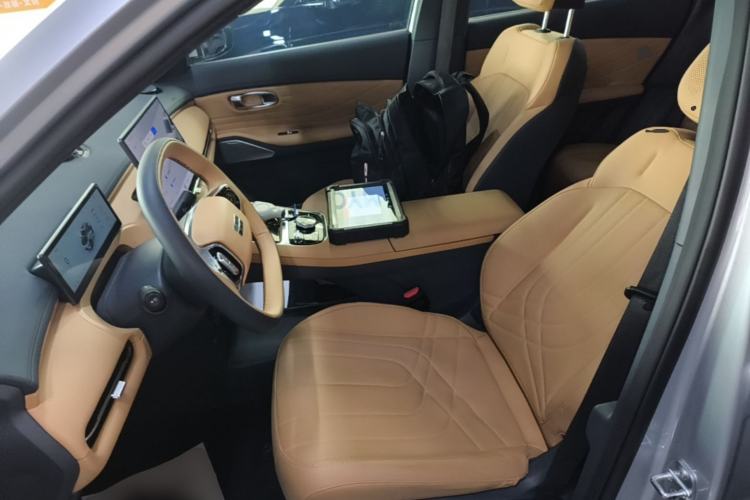 Used Geely Galaxy Xingjian 7 EM-i 2025 120km Exploration+ Version Left Front Seat