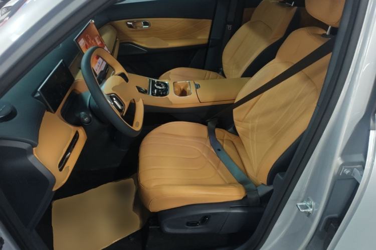 Used Geely Galaxy Xingjian 7 EM-i 2025 120km Launch+ Version Left Front Seat
