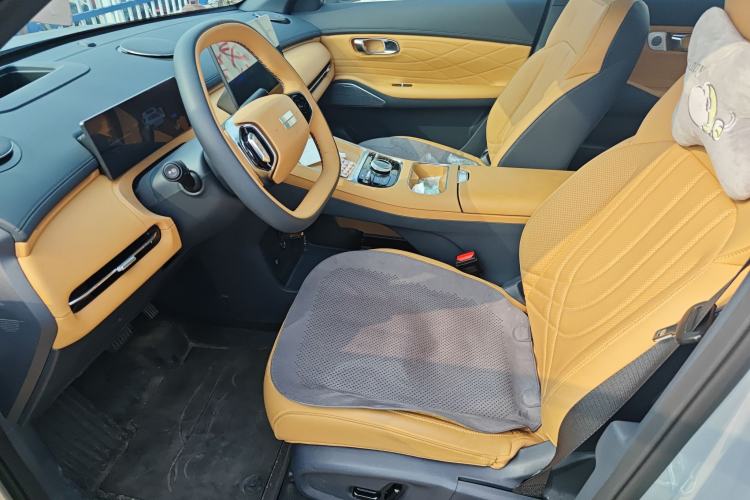 Used Geely Galaxy Xingjian 7 EM-i 2025 120km Exploration+ Version Left Front Seat