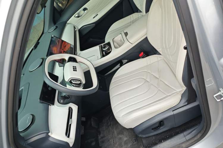 Used Geely Galaxy Xingjian 7 EM-i 2025 120km Exploration+ Version Left Front Seat