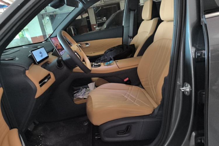 Used Geely Galaxy Xingjian 7 EM-i 2025 120km Navigator Edition Left Front Seat