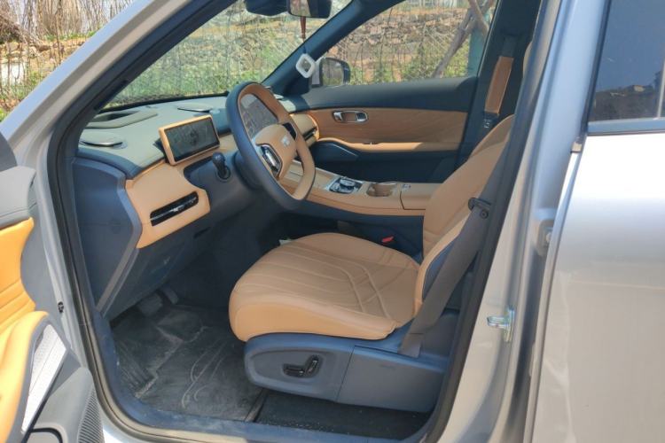 Used Geely Galaxy Xingjian 7 EM-i 2025 120km Exploration+ Version Left Front Seat