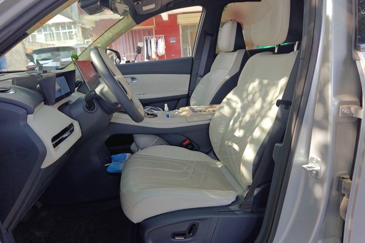 Used Geely Galaxy Xingjian 7 EM-i 2025 120km Navigator Edition Left Front Seat