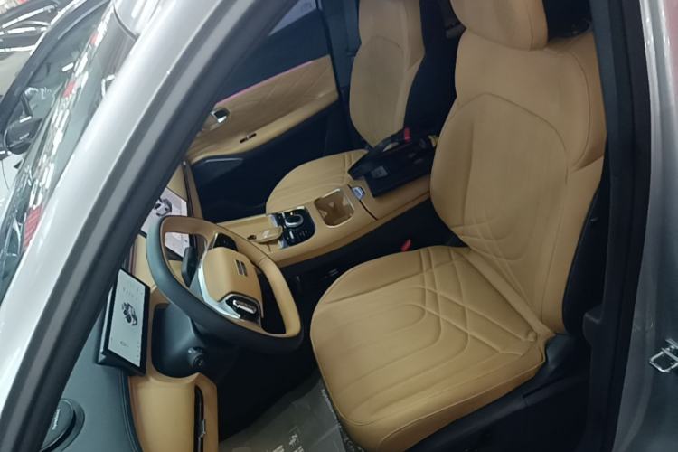 Used Geely Galaxy Xingjian 7 EM-i 2025 120km Navigator Edition Left Front Seat