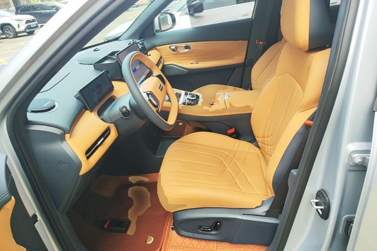 Used Geely Galaxy Xingjian 7 EM-i 2025 120km Exploration+ Version Left Front Seat