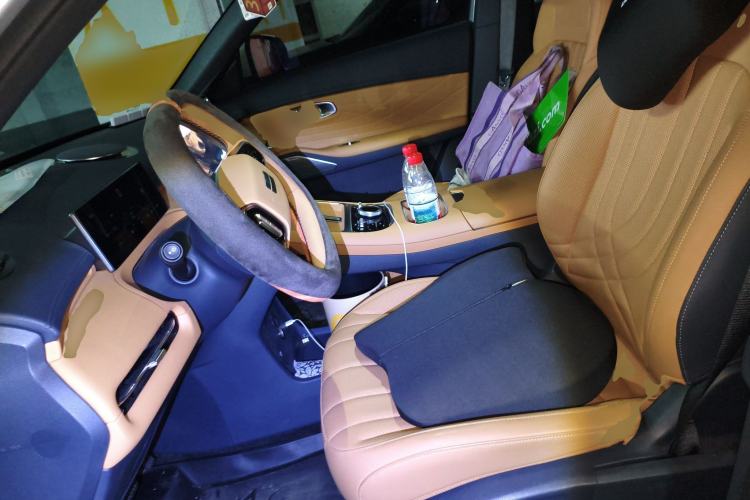 Used Geely Galaxy Xingjian 7 EM-i 2025 120km Launch+ Version Left Front Seat