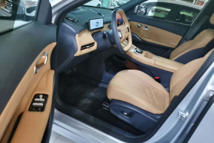 Used Geely Galaxy Xingjian 7 EM-i 2025 120km Exploration+ Version Left Front Seat