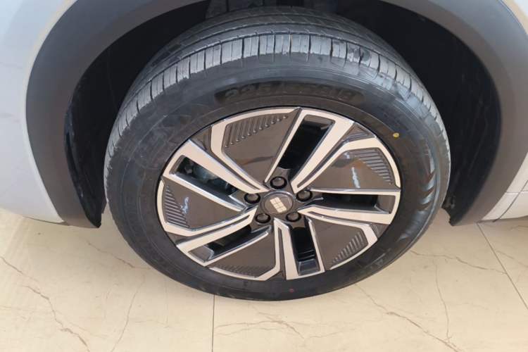 Used Geely Galaxy Xingjian 7 EM-i 2025 120km Exploration+ Version Left Front Wheel Hub