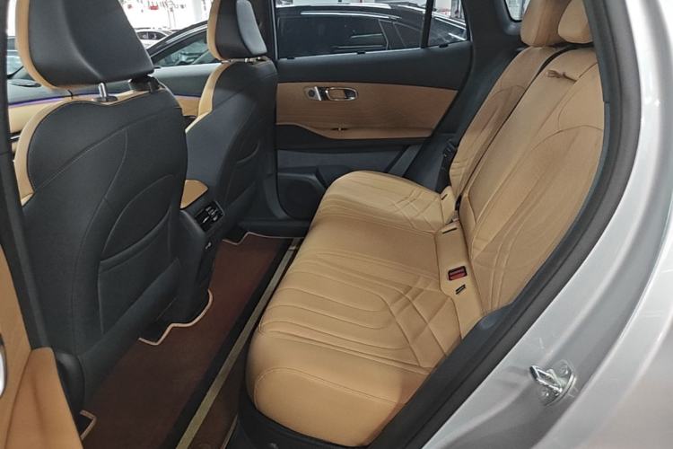 Used Geely Galaxy Xingjian 7 EM-i 2025 120km Navigator Edition Left Rear Seat