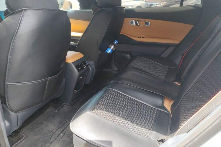 Used Geely Galaxy Xingjian 7 EM-i 2025 120km Launch+ Version Left Rear Seat