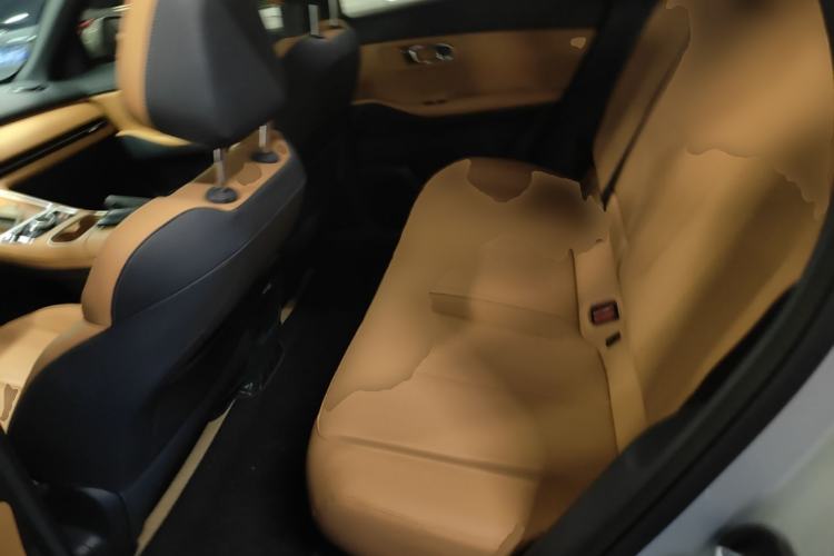 Used Geely Galaxy Xingjian 7 EM-i 2025 55 km Launch Edition Left Rear Seat