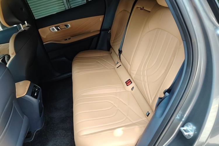 Used Geely Galaxy Xingjian 7 EM-i 2025 120km Exploration+ Version Left Rear Seat