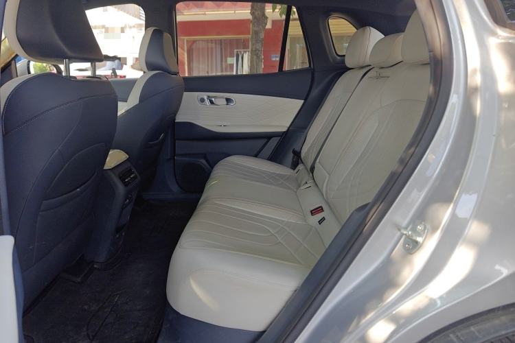 Used Geely Galaxy Xingjian 7 EM-i 2025 120km Navigator Edition Left Rear Seat