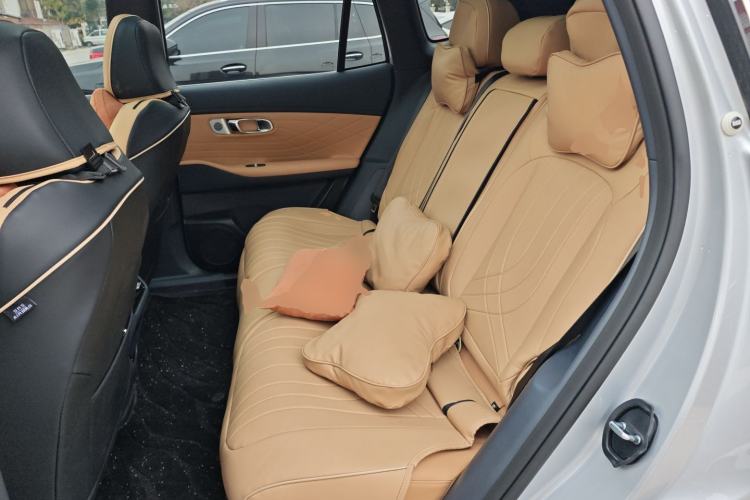Used Geely Galaxy Xingjian 7 EM-i 2025 120km Navigator Edition Left Rear Seat