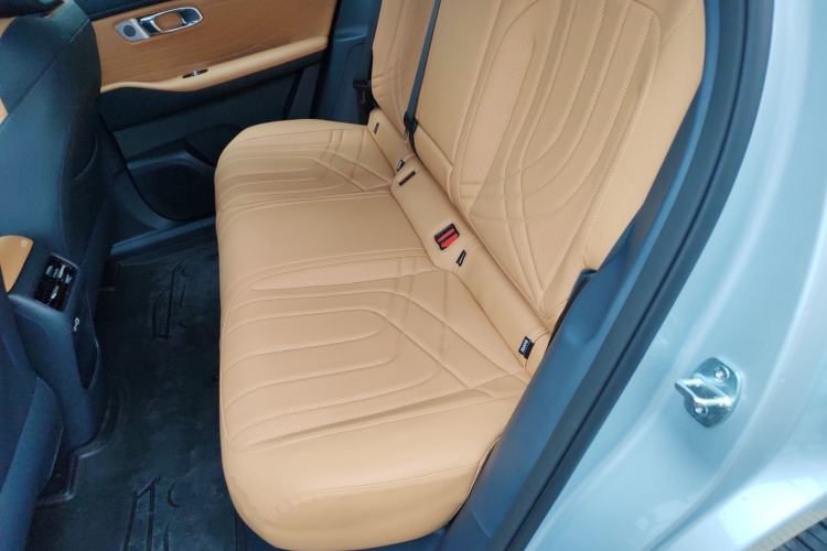 Used Geely Galaxy Xingjian 7 EM-i 2025 120km Navigator Edition Left Rear Seat