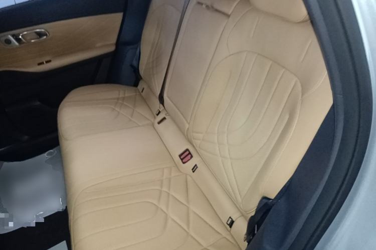 Used Geely Galaxy Xingjian 7 EM-i 2025 120km Navigator Edition Left Rear Seat