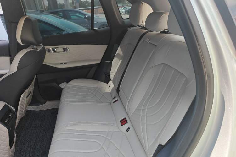 Used Geely Galaxy Xingjian 7 EM-i 2025 120km Launch+ Version Left Rear Seat