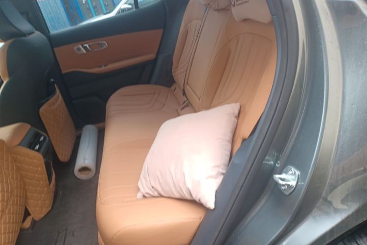 Used Geely Galaxy Xingjian 7 EM-i 2025 120km Exploration+ Version Left Rear Seat