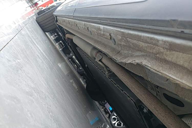 Used Geely Galaxy Xingjian 7 EM-i 2025 120km Navigator Edition Left Side Sill