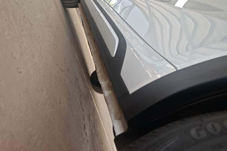 Used Geely Galaxy Xingjian 7 EM-i 2025 120km Navigator Edition Left Side Sill