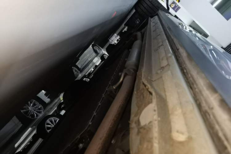 Used Geely Galaxy Xingjian 7 EM-i 2025 120km Exploration+ Version Left Side Sill