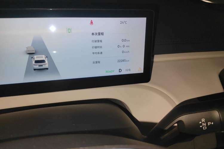 Used Geely Galaxy Xingjian 7 EM-i 2025 120km Exploration+ Version Odometer Close Up
