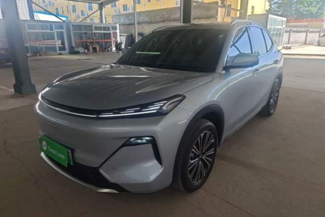 Used Geely Galaxy Xingjian 7 EM-i 2025 120km Navigator Edition