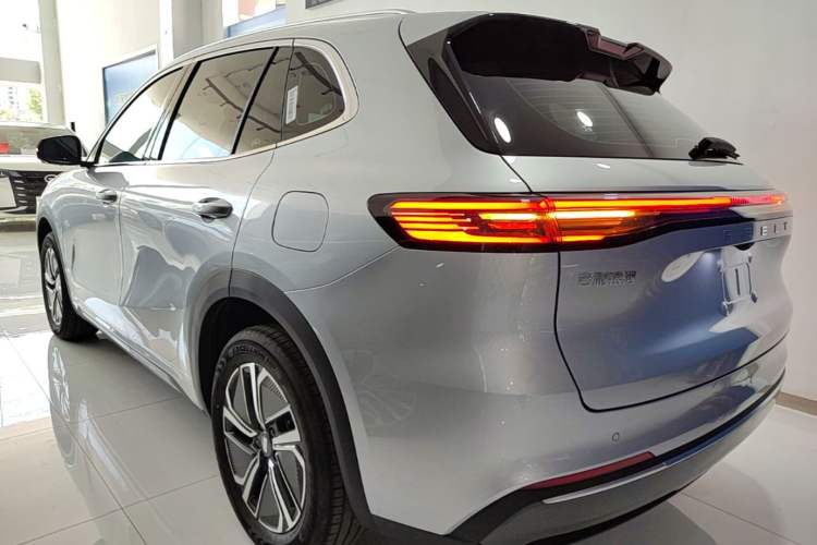 Used Geely Galaxy Xingjian 7 EM-i 2025 120km Exploration+ Version Rear Left 45 Deg