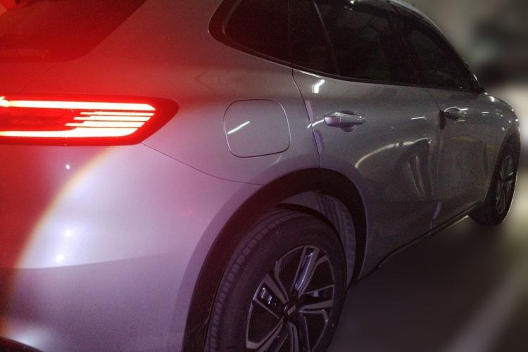 Used Geely Galaxy Xingjian 7 EM-i 2025 55 km Launch Edition Rear Right 45 Deg