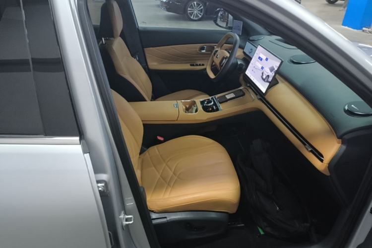 Used Geely Galaxy Xingjian 7 EM-i 2025 120km Exploration+ Version Right Front Seat