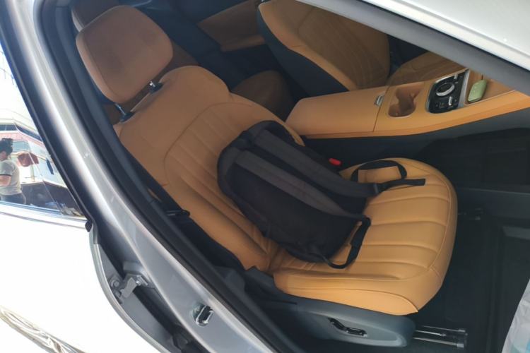 Used Geely Galaxy Xingjian 7 EM-i 2025 120km Exploration+ Version Right Front Seat