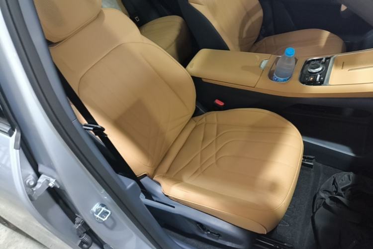 Used Geely Galaxy Xingjian 7 EM-i 2025 120km Exploration+ Version Right Front Seat