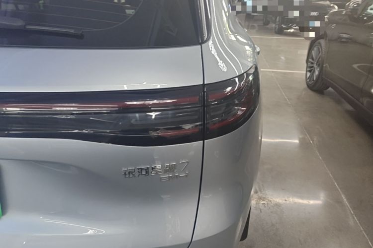 Used Geely Galaxy Xingjian 7 EM-i 2025 120km Exploration+ Version Right Rear Taillight