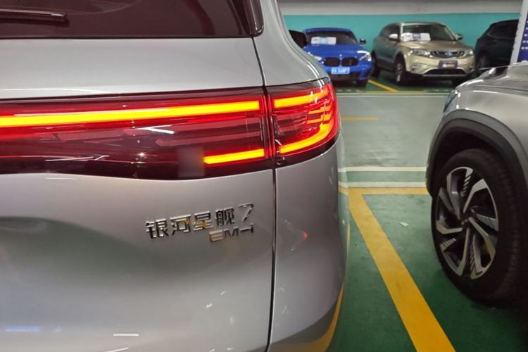 Used Geely Galaxy Xingjian 7 EM-i 2025 55 km Launch Edition Right Rear Taillight