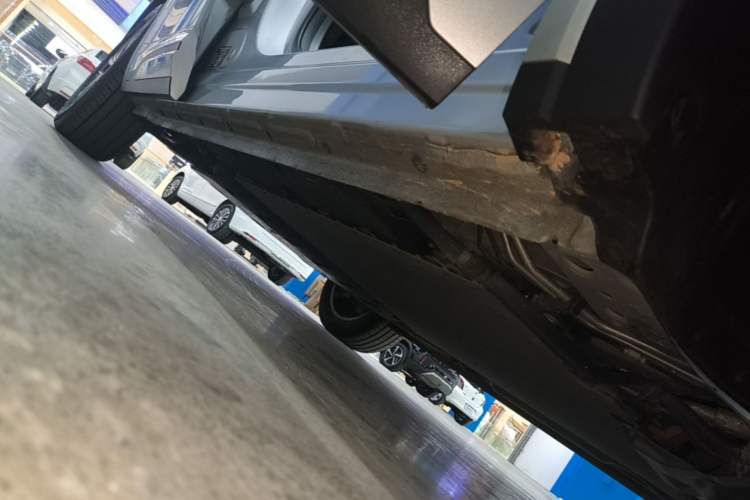 Used Geely Galaxy Xingjian 7 EM-i 2025 120km Exploration+ Version Right Side Sill