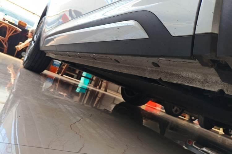 Used Geely Galaxy Xingjian 7 EM-i 2025 120km Exploration+ Version Right Side Sill