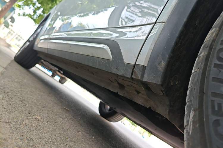 Used Geely Galaxy Xingjian 7 EM-i 2025 120km Exploration+ Version Right Side Sill