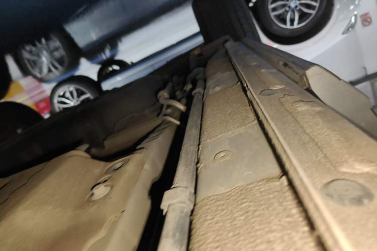 Used Geely Galaxy Xingjian 7 EM-i 2025 55 km Launch Edition Right Side Sill