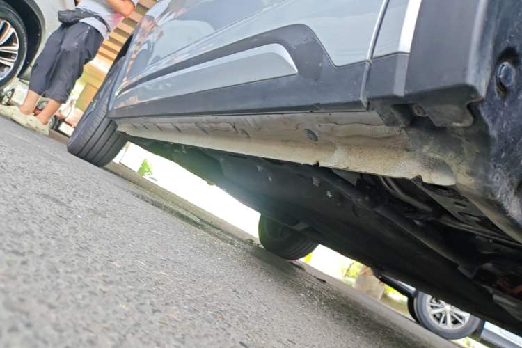 Used Geely Galaxy Xingjian 7 EM-i 2025 55 km Launch Edition Right Side Sill