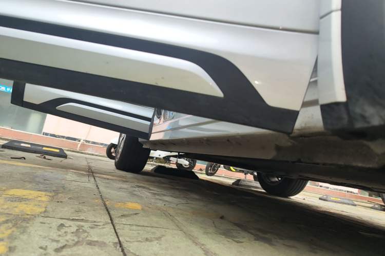 Used Geely Galaxy Xingjian 7 EM-i 2025 120km Exploration+ Version Right Side Sill